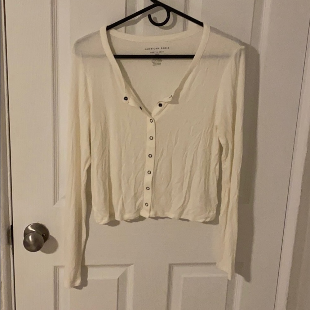 AE Crop Long-Sleeved Snap Front Henley